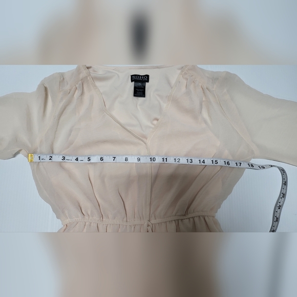 SOHO Apparel LTD.Long Sleeve Dress V-Neck Drawstring Waist  Beige Dress Size S - Picture 8 of 8